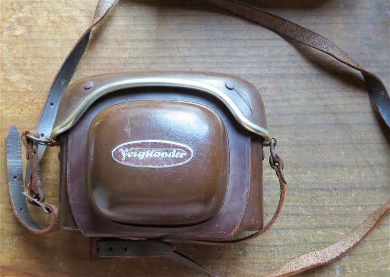 Voigtlander Vitoret Camera + Leather Case Untested Dont know if working