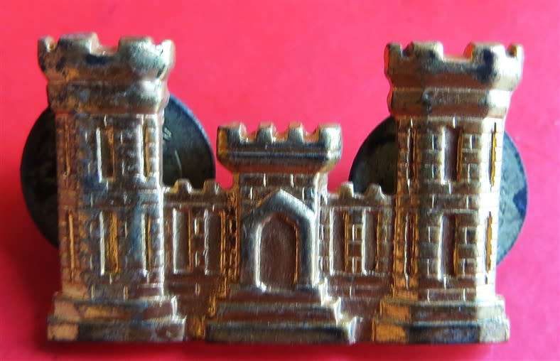 US Army Engineers Corps Badge