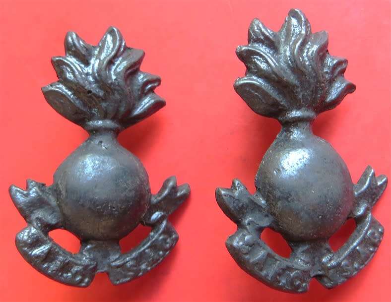 SA Engineers Corps Pair Badges