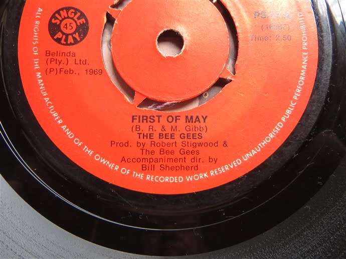The Bee Gees 7 Single vinyl - Untested As Is