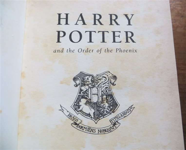 Harry Potter & the order of the phoenix - J.K Rowling  foxing stains