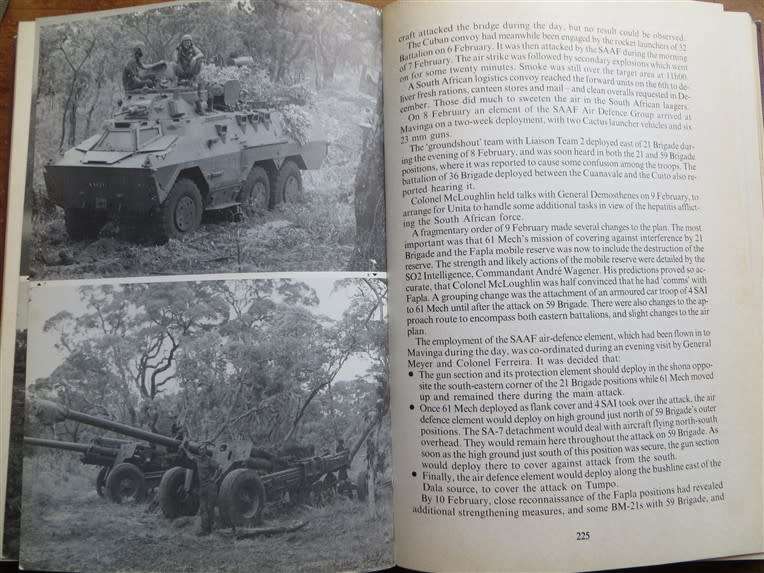 War in Angola - Helmut Roamer Heitman - Cover damaged