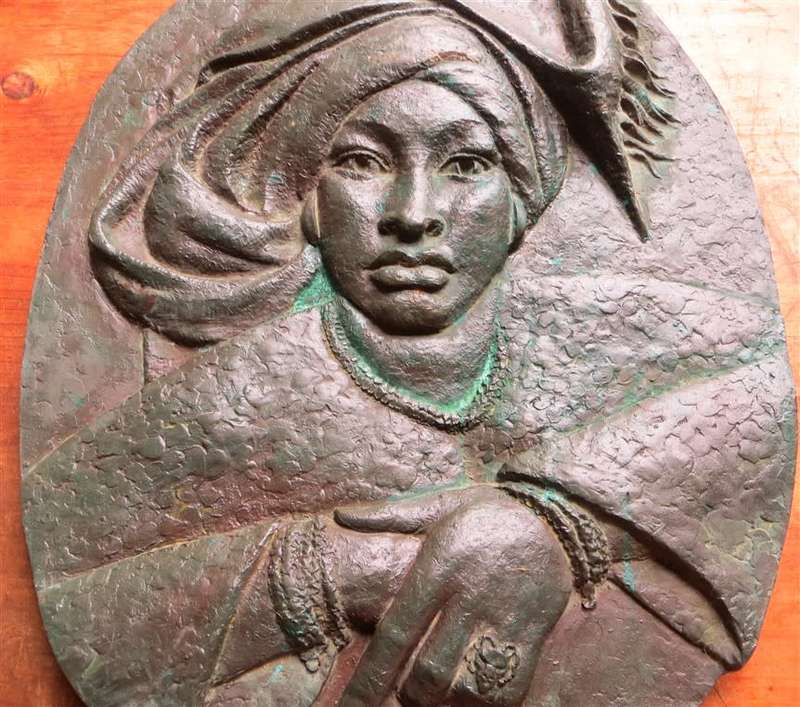Princess Safuratu Adele +-490mm x 375mm Sculpture - Rose Dearing circa. 1969
