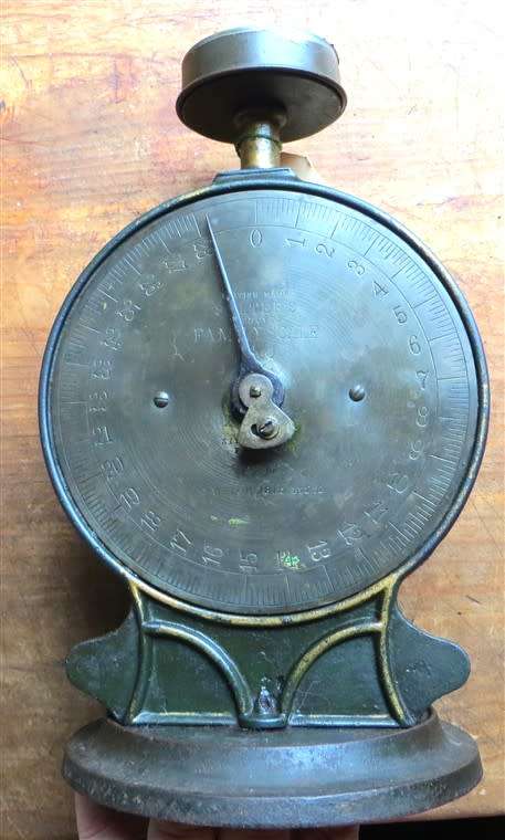 Victorian Antique Salter Scale - Heavy base & quality item Late 1800`s