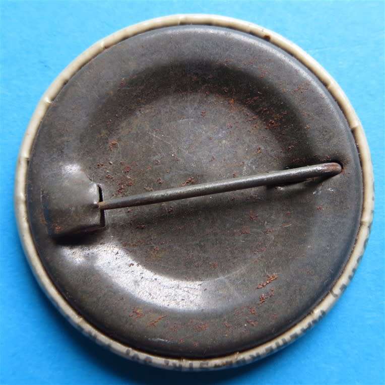 1950 Vintage SA Wrestling Champion Badge - Willie Liebenberg