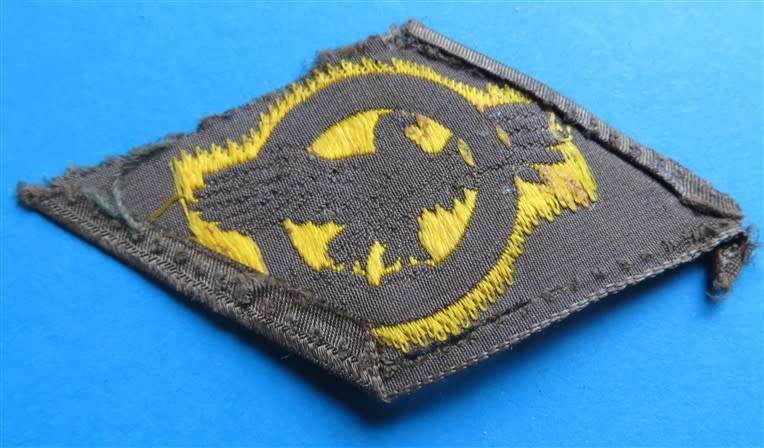 WW2 US Honorable Discharge insignia patch - Ruptured Duck