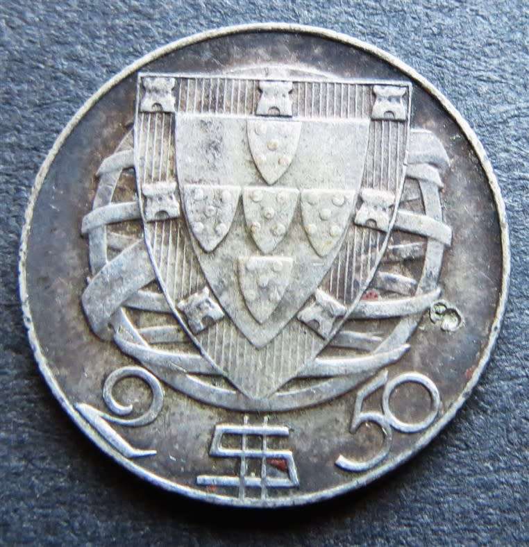 1947 Portugal 2$50 Escudos SILVER