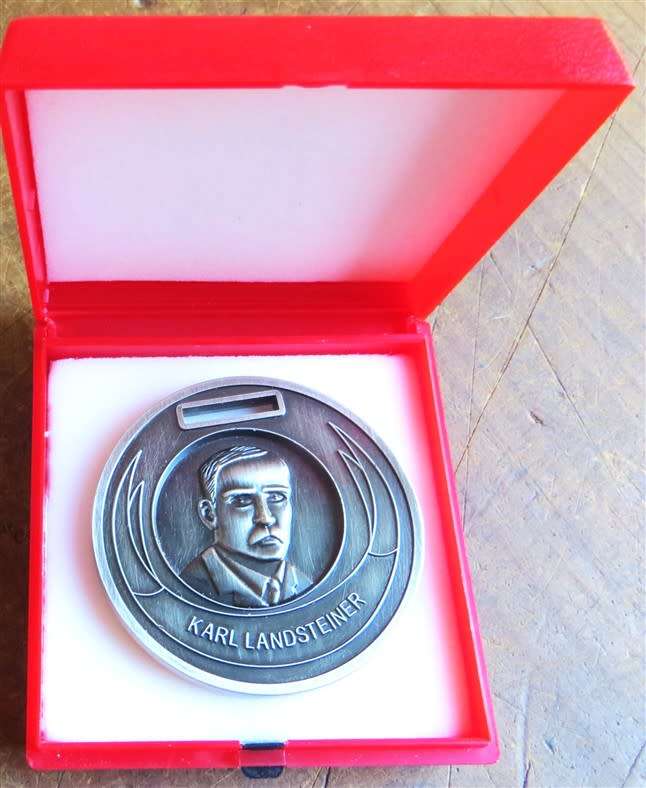 Large 150 Blood Donors Medallion in Box