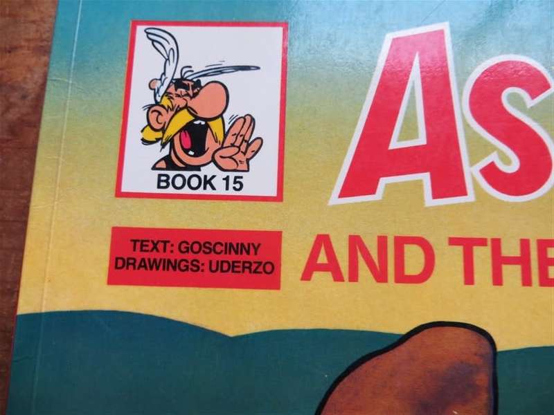 Asterix & the Golden Sickle - Goscinny & Uderzo - Good Condition