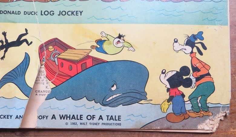 Walt Disney`s Comics & Stories SCARCE COMIC  damaged