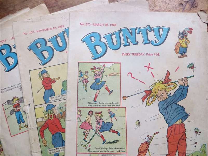 5. x 1960`s Bunty Paper Comics - 1 Bid