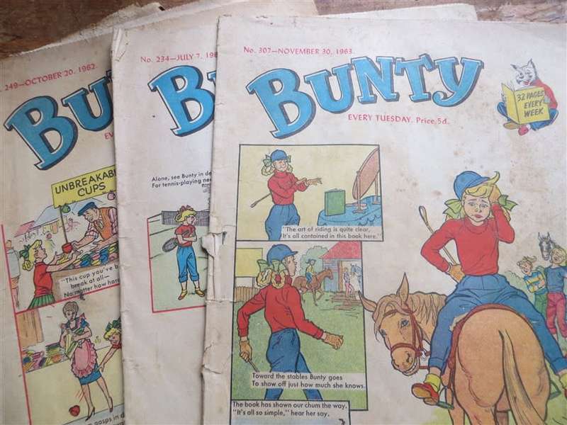 5. x 1960`s Bunty Paper Comics - 1 Bid