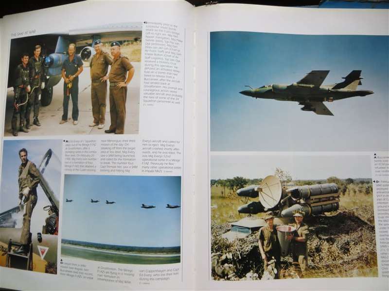 The South African Airforce at War - M.N Louw & M.S Bouwer
