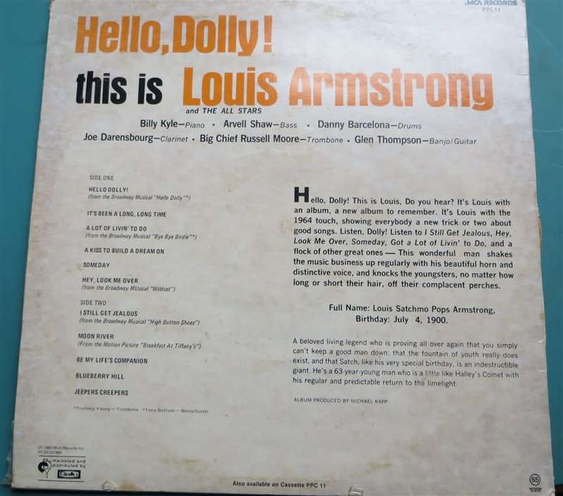 Vintage Vinyl LP - Hello Dolly - Louis Armstrong -Cover damaged/VG