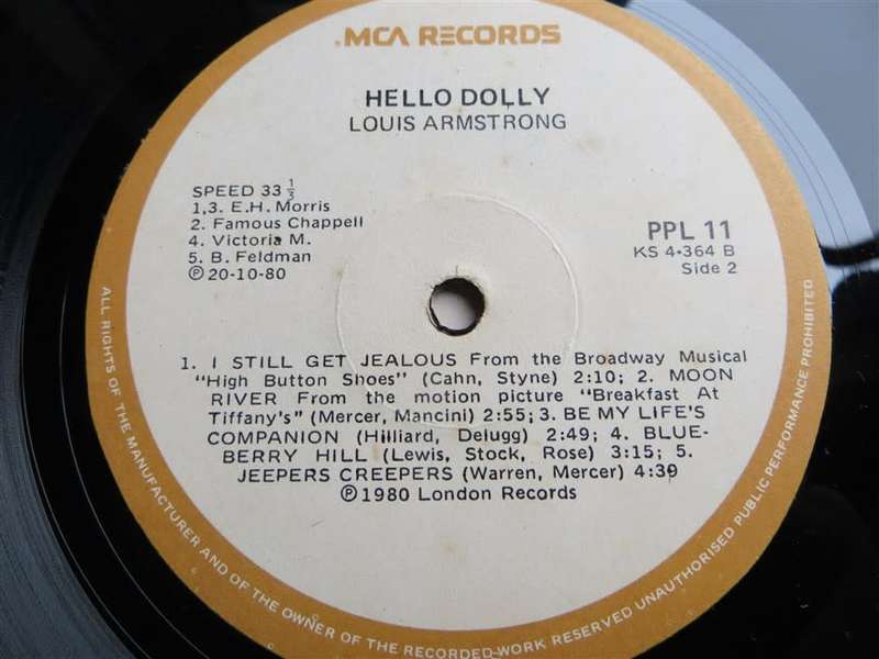 Vintage Vinyl LP - Hello Dolly - Louis Armstrong -Cover damaged/VG