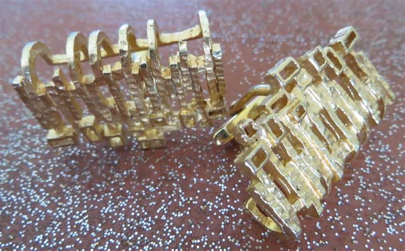 Large Pair Cufflinks
