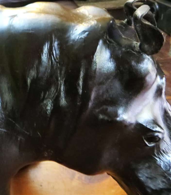 Vintage Large Leather Hippo Sculpture - Good Condition 320mm(h) x 550mm(l) x 260mm(w)