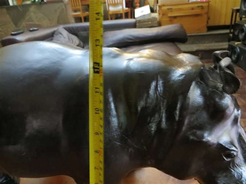 Vintage Large Leather Hippo Sculpture - Good Condition 320mm(h) x 550mm(l) x 260mm(w)