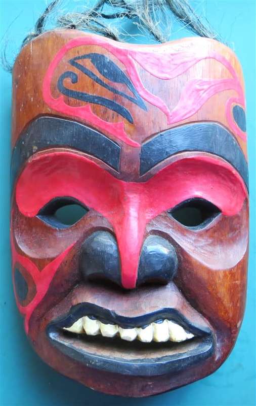 Hawaii / Pacific Islanders Carved Coloured Wood Mask +-300mm x 190mm