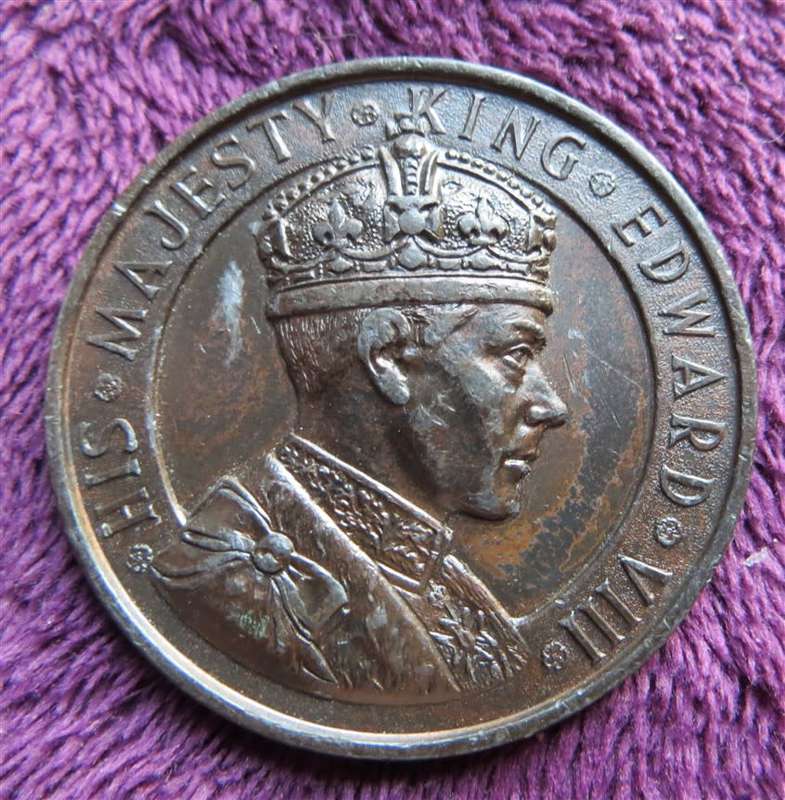 Large 1937 King Edward VIII Crowned Medallion