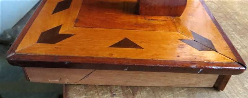 Wood Inlaid veneer Desktop Smoking Station - Push Button flip top