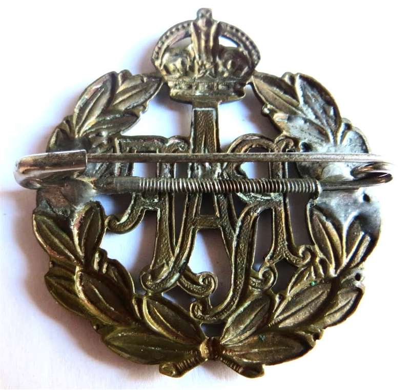 Vintage RAF Royal Air Force Badge with  Pin repair