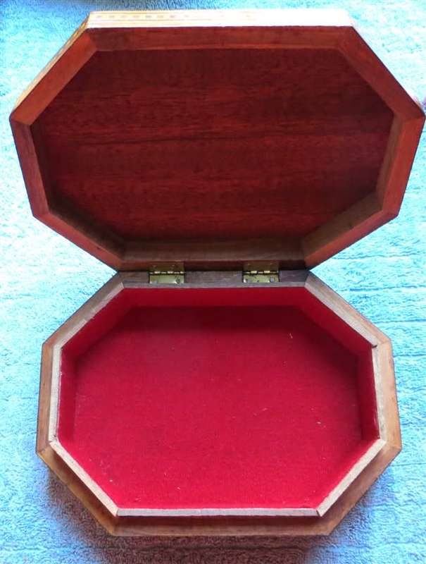 Vintage Wood Inlay Marquetry Wood Box