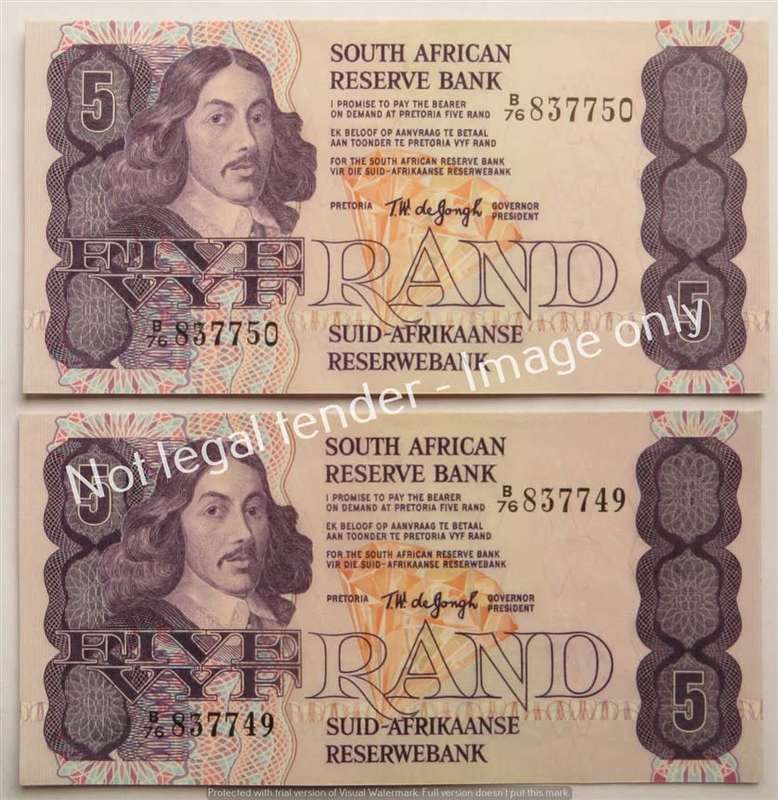 2 x TW De Jongh Consecutive Number 4th Issue R5 Notes - 1 Bid