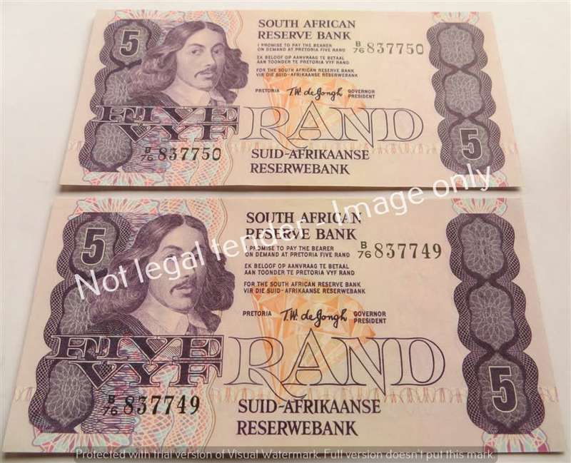 2 x TW De Jongh Consecutive Number 4th Issue R5 Notes - 1 Bid