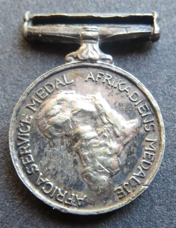 WW2 SILVER Miniature Medal