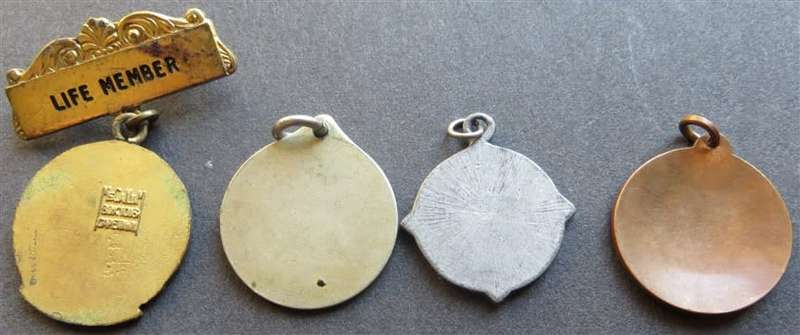 4 x Medallions - Unknown Assortment - 1 Bid