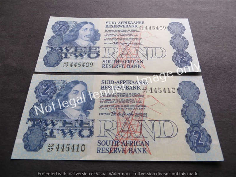 2 x TW De Jongh Consecutive No.R2 notes 4th Issue