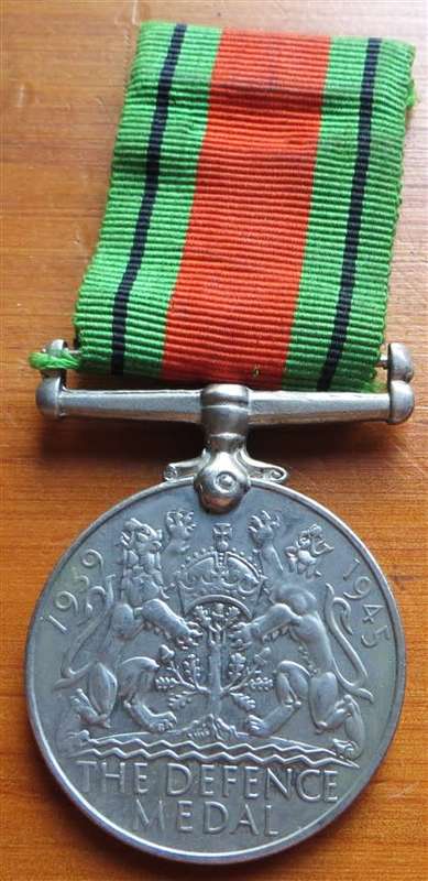 1939-45 Defence Medal WW2 - J.C.P Prinsloo #175276