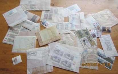 ASSORTED LOT OF STAMPS - GRAB A DEAL *** R1 START ***