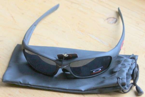 @@R1 START@@ SUNGLASSES - NEW + BAG - Bought on Bidorbuy - Unwanted