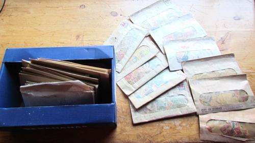 UNCHECKED BOX OF ENVELOPES - SEE PICS OF STAMPS - R1 START !!!!