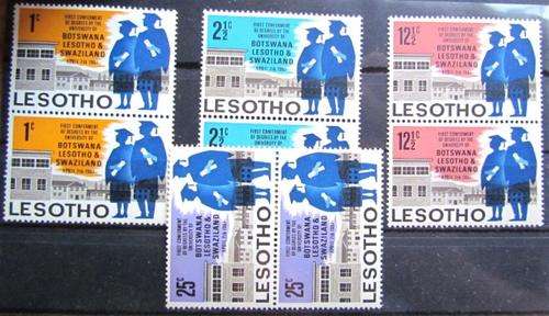 **R1 START** Lesotho UM/Mint Set in pairs