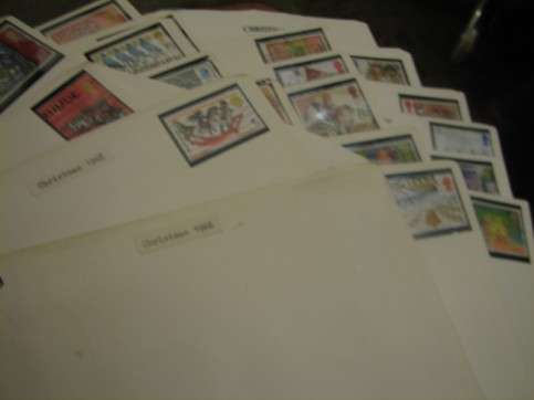 crazy R1 StaRT - 1966 t0 1995 GB Xmas stamps - sorted by year !!! 100's