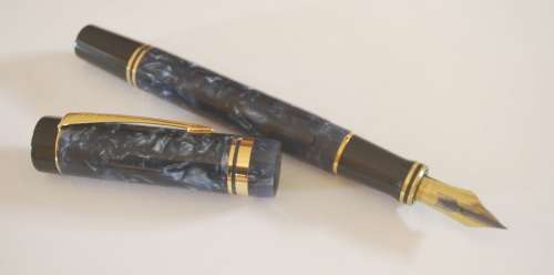 Parker Duofold Centennial Fountain Pen, Blue Marble, app 1989