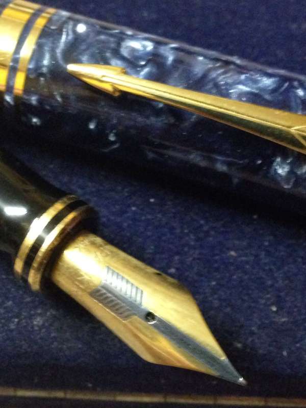 Parker Duofold Centennial Fountain Pen, Blue Marble, app 1989