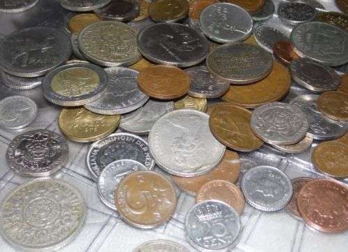 Circulated Collection coins from all over the world incl 9 x R5 unc Mandela coins