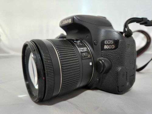 Canon 800D STM Kit