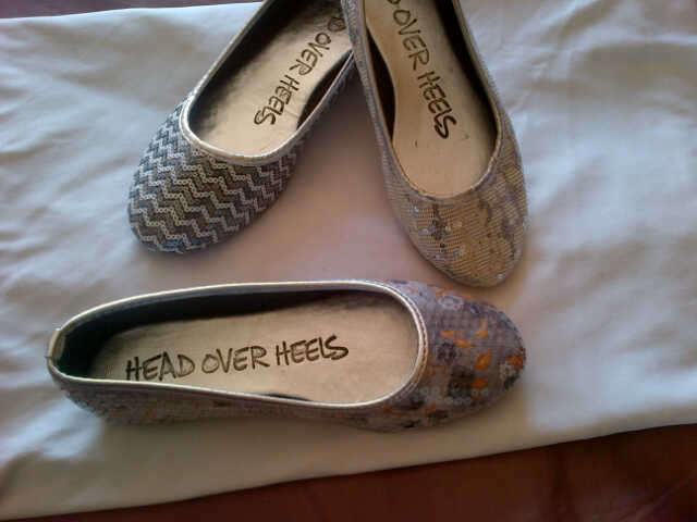 HEAD OVER HEELS PUMPS