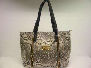 guess hand bag