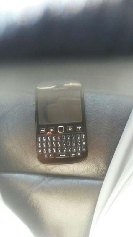 BLACKBERRY 9720