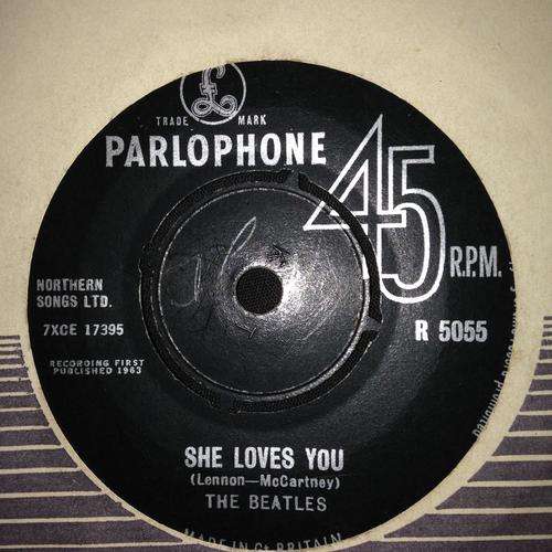 The Beatles - She Loves You (SP) 7" Single 45RPM