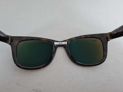 Ray-Ban Wayfarer Folding Sunglasses RB4105