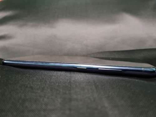Samsung Galaxy S20 FE (No Charger)