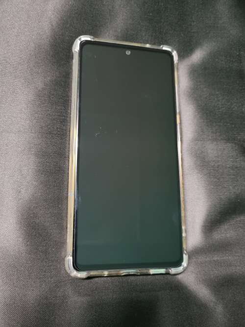 Samsung Galaxy S20 FE (No Charger)