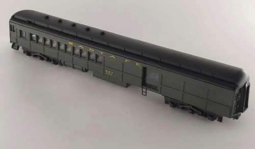 Bachmann "Santa Fe" coaches" - H0 scale